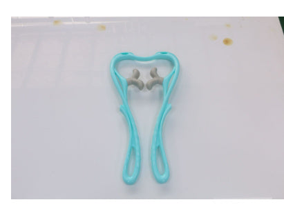 6-Wheel Manual Neck Massager – Deep Tissue Relaxation | Mondo D’Or